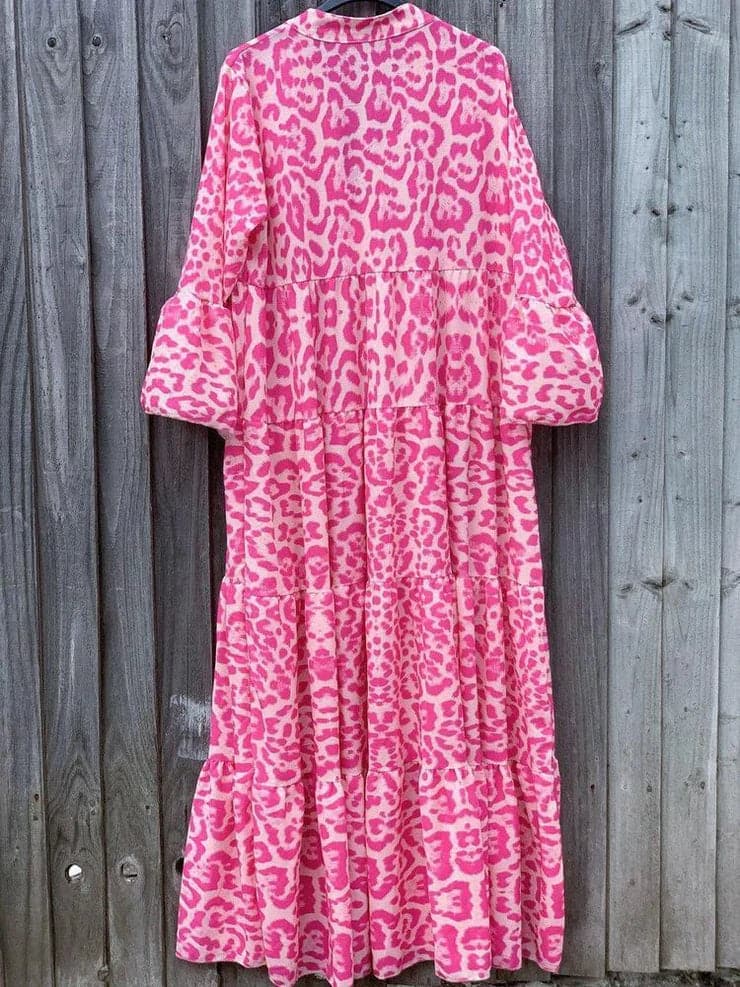 Fleur - Ibiza Mode: Stilvolles Damenkleid mit Leopardenmuster