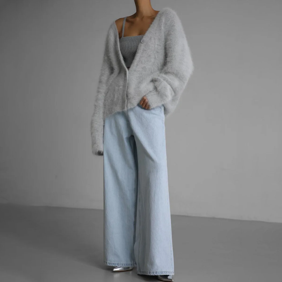 Pullover mit tiefem Ausschnitt und lockerer Passform
