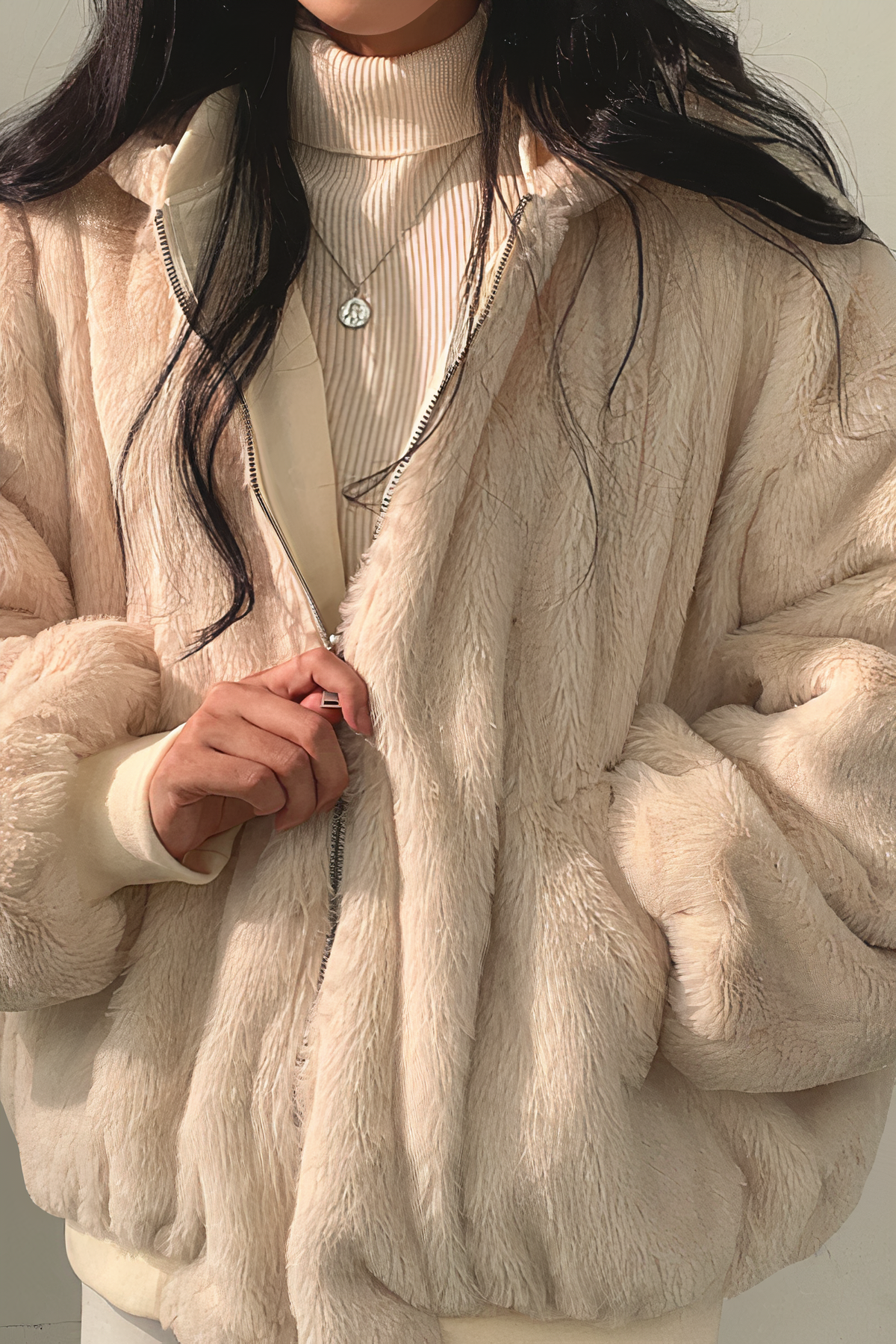 Eleganter, luxuriöser und warmer Kaschmir-Wintermantel mit Kapuze für Damen