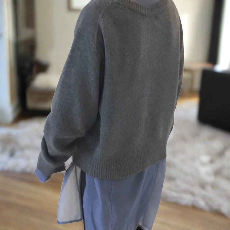 Celina - Weiche Strickjacke mit diagonaler Knopfleiste