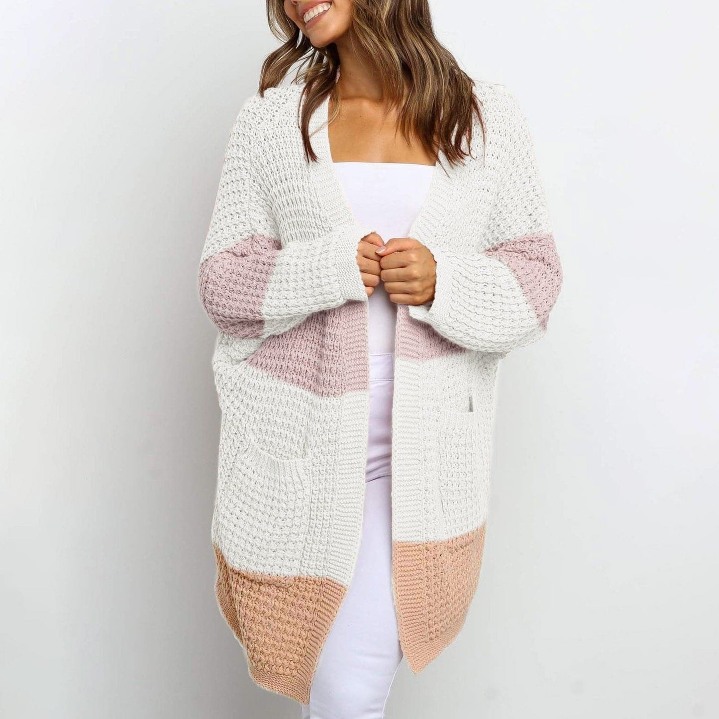 Tabea - Mehrfarbige weiche Strickjacke mit Seitentaschen