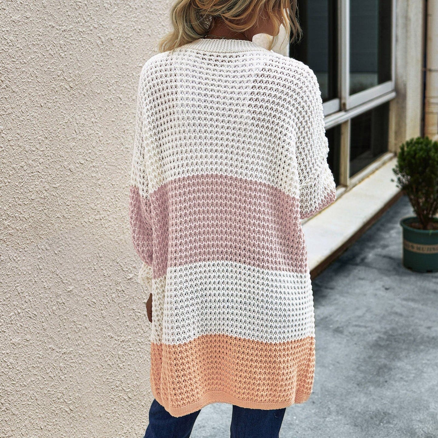 Tabea - Mehrfarbige weiche Strickjacke mit Seitentaschen